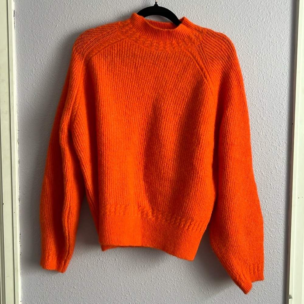 Sezane sweater